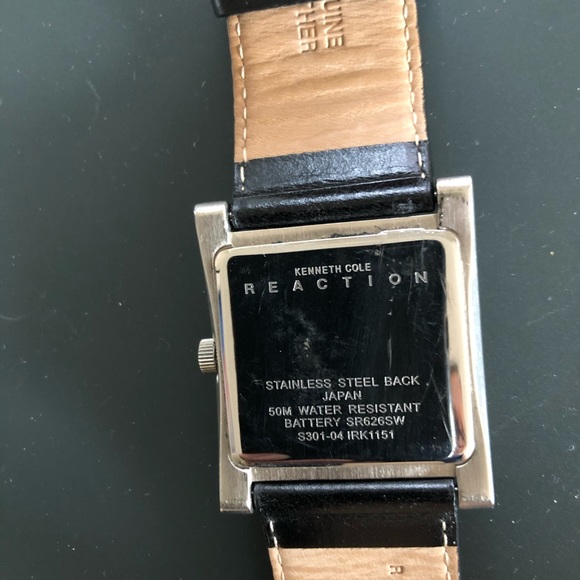 Unique Kenneth Cole watch - Picture 3 of 8